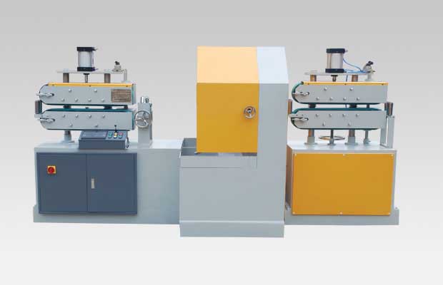 Flexible mandrel hose wrap unwrap machine